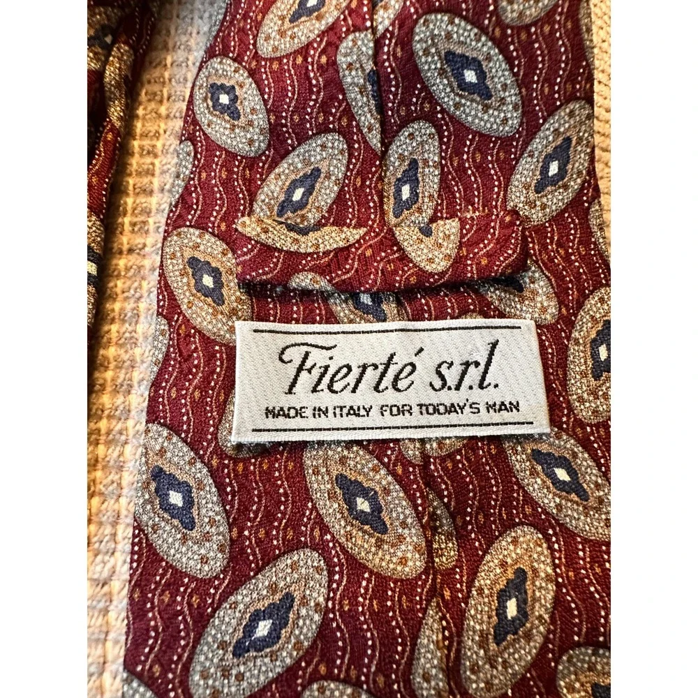 Fierté Mens Silk Tie Made in Italy Burgundy Tan‎ Oval Medallion Print